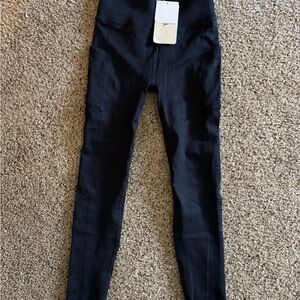 New! Fabletics Premium SculptKnit Midnight Navy Size Large